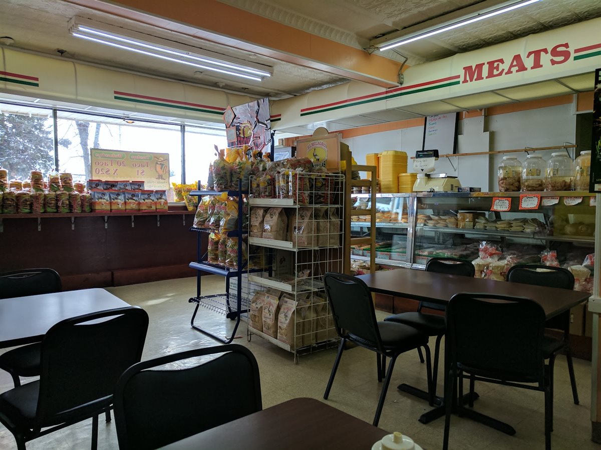 Los Arcos Market